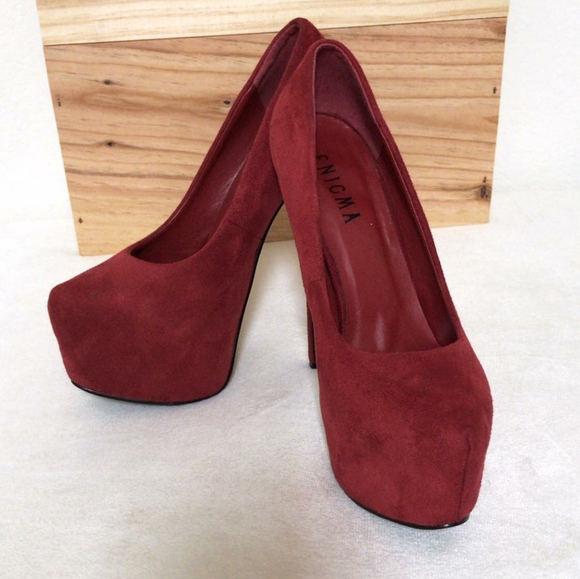 ENIGMA Shoes - ENIGMA Platform Pump